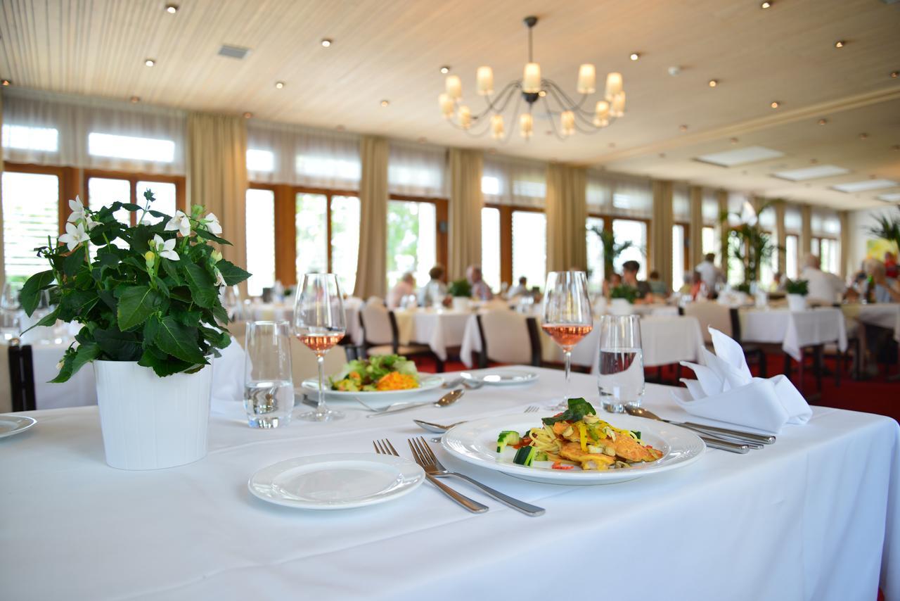 Hotel Kurhaus Am Sarnersee ザルネン エクステリア 写真