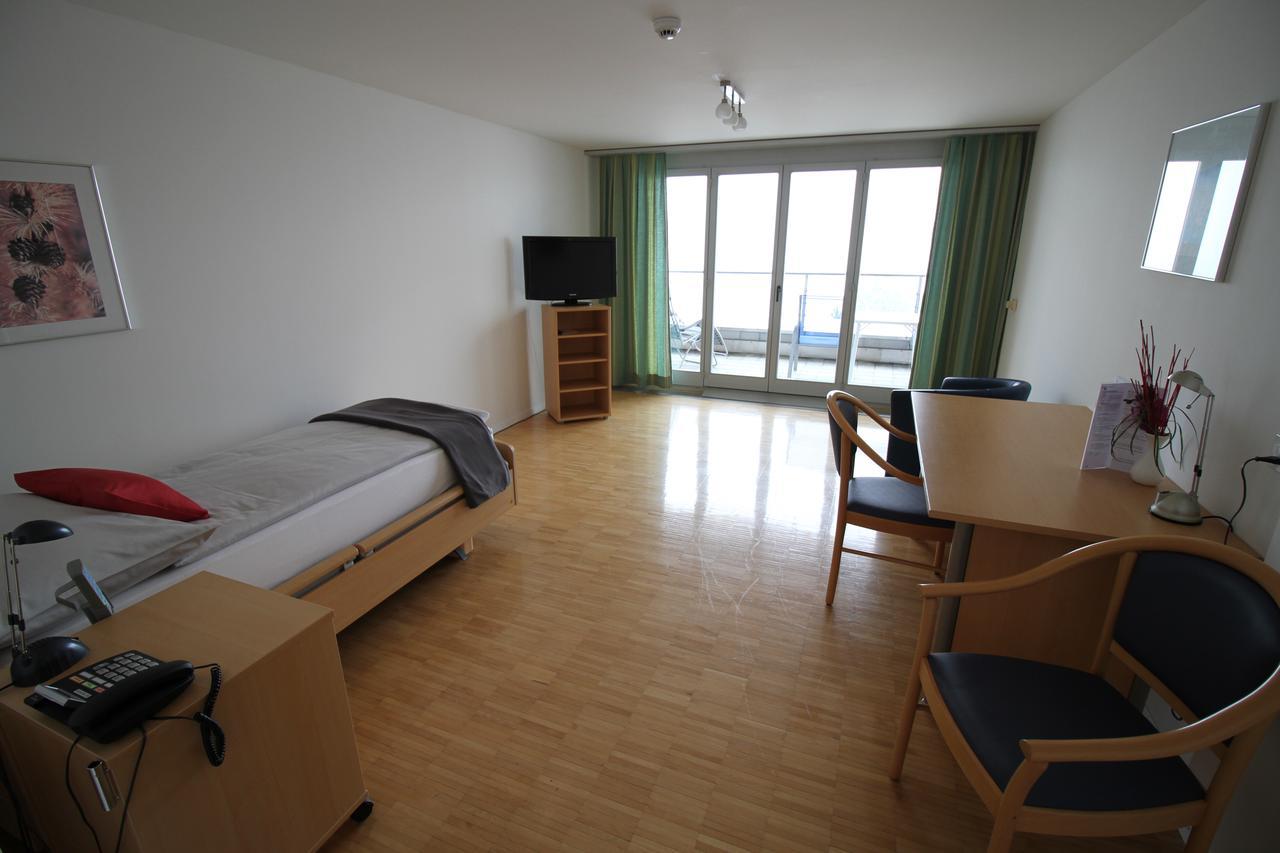 Hotel Kurhaus Am Sarnersee ザルネン エクステリア 写真
