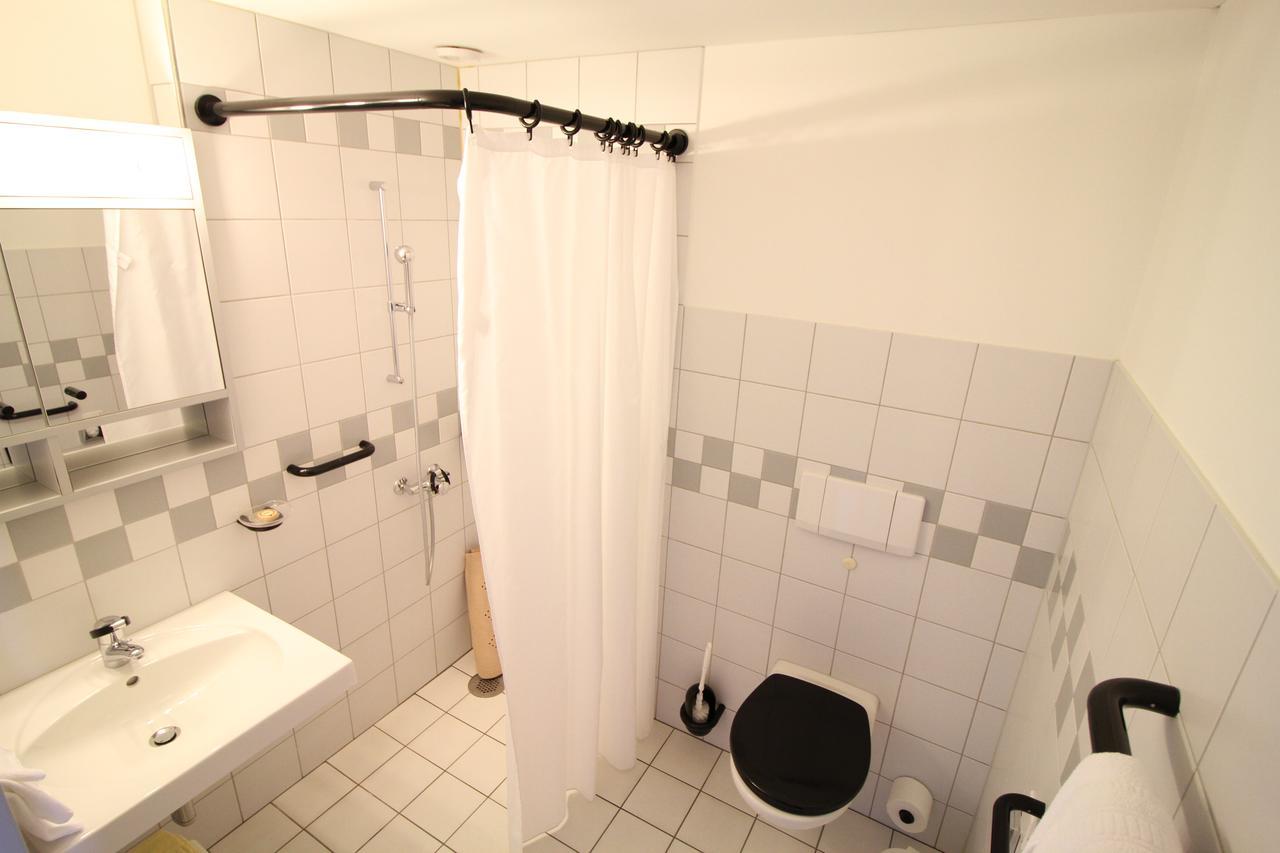 Hotel Kurhaus Am Sarnersee ザルネン エクステリア 写真